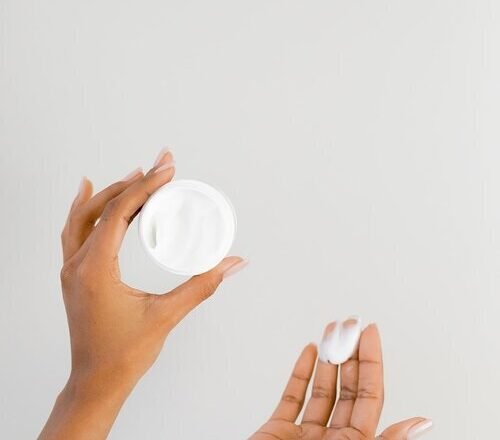 9 Best Natural And Organic Face Moisturizers For Every Skin Type