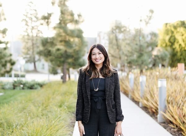 Week Of Outfits Series: A Week Of Polished & Professional Outfits With Sustainable Lifestyle Blogger Jonilyn Brown!