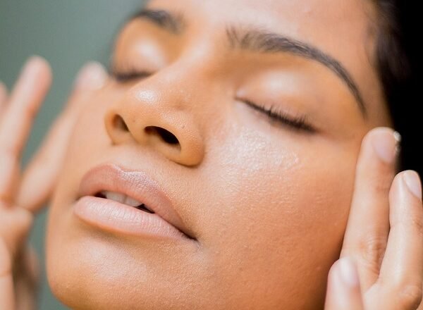 11 Organic Face Masks To Cleanse, Restore, And Nourish A Glowing Complexion
