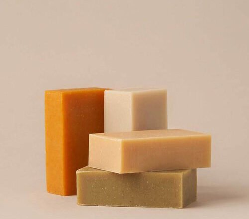 5 Plastic-Free Shampoo Bars For An Easy, Eco-Conscious Wash!