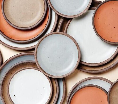 Set The Table With These 11 Sustainable Ceramic Plates!
