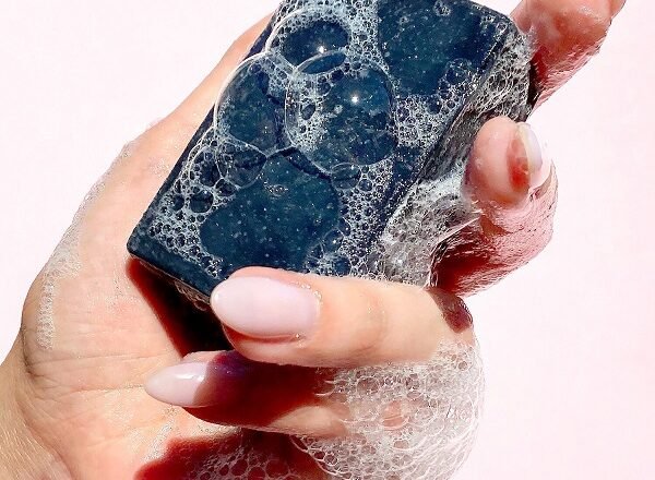 9 Natural Soap Bars For A Waste-Free Wash!