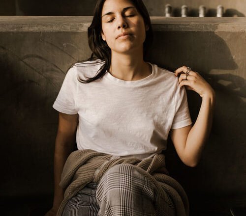 10 Books Every Millennial Girlboss Needs On Their Shelf!!