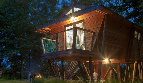 Treehouse getaway: The Orchard at Fenny Castle, Somerset!