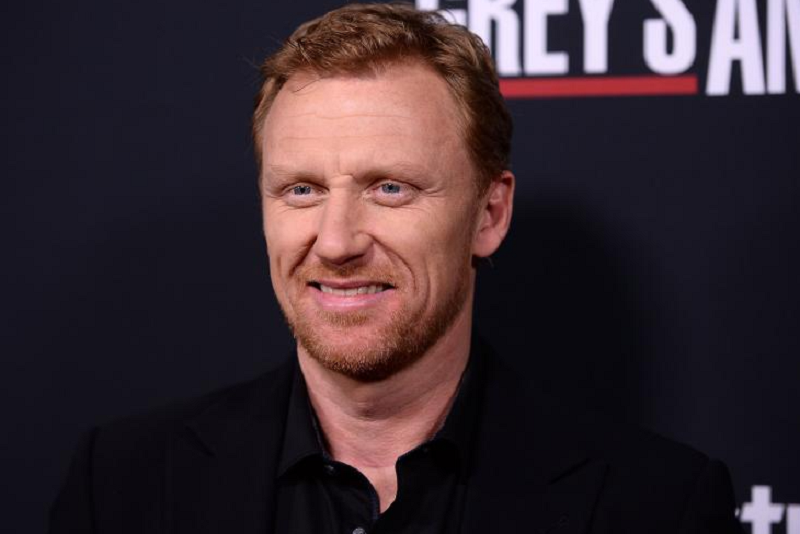 Is Kevin Mckidd Gay